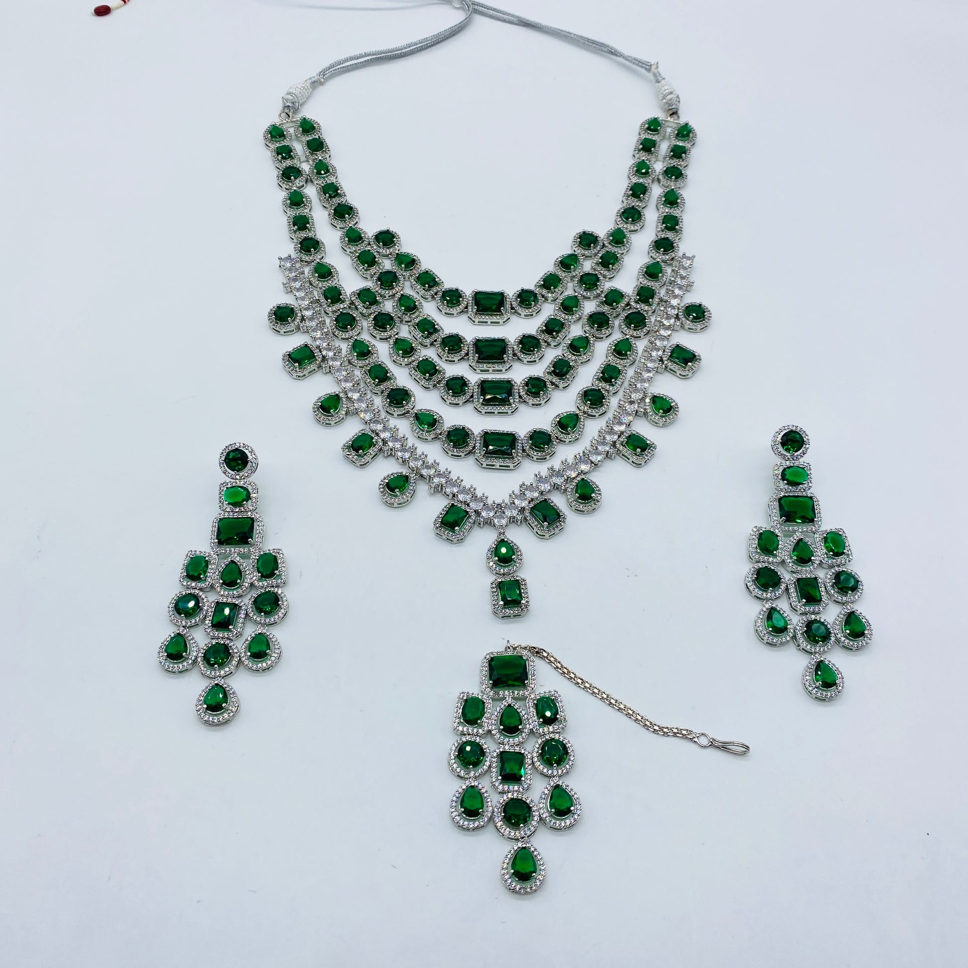 Parneeti Chopra's Diamond Gemstones Bridal Wedding Necklace Set